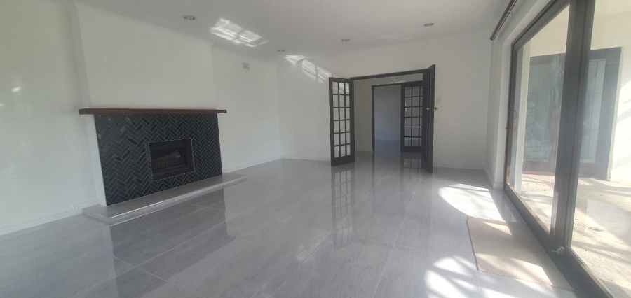 To Let 5 Bedroom Property for Rent in Constantia Western Cape